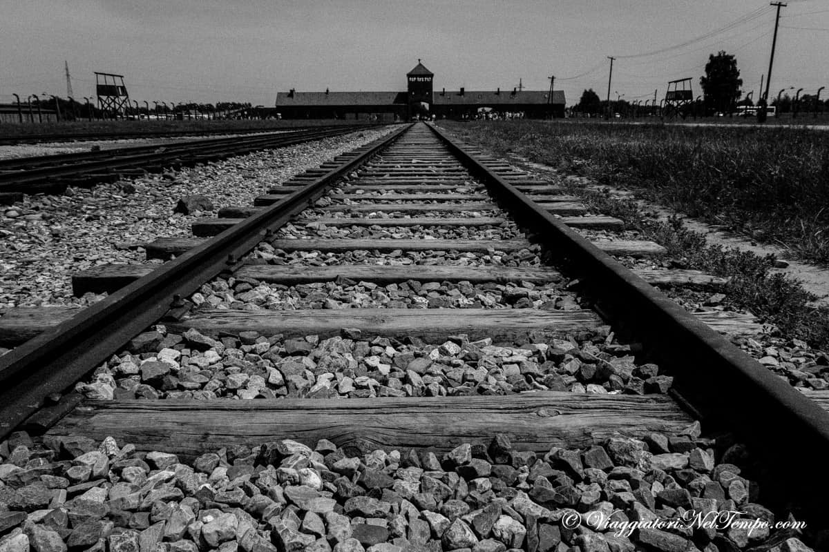 Visita Al Campo Di Concentramento Di Auschwitz Birkenau