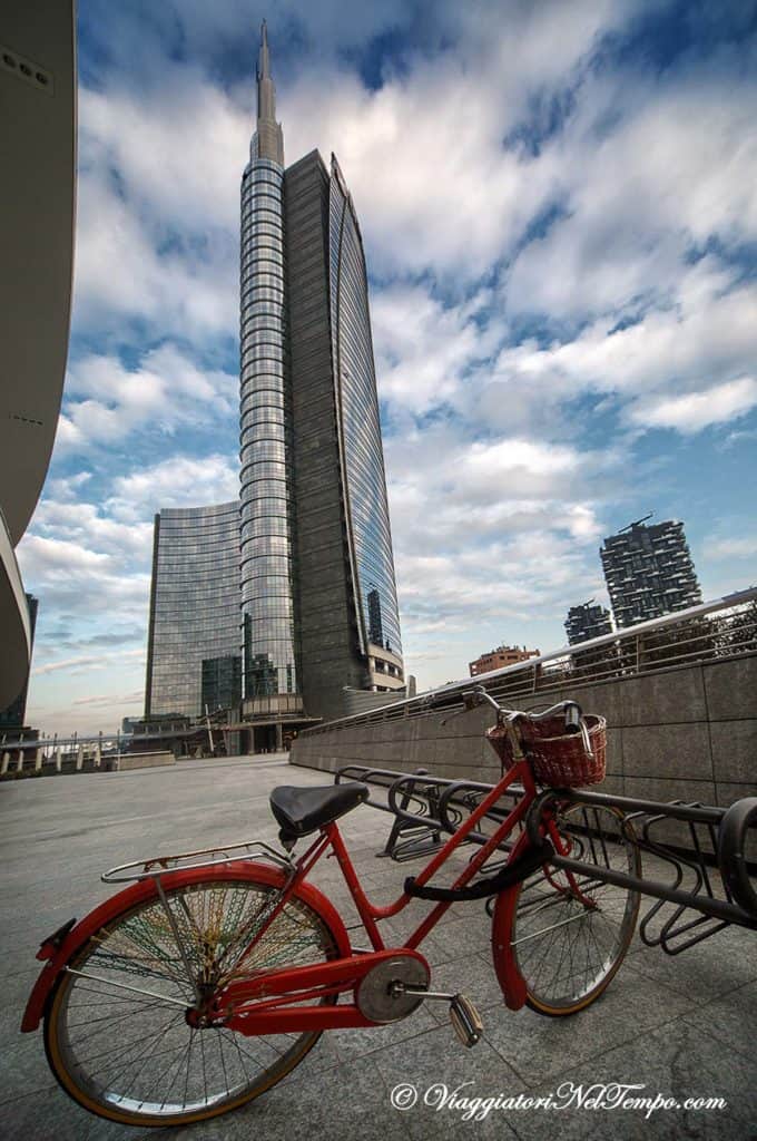 #24foto Milano Torre dell'Unicredit